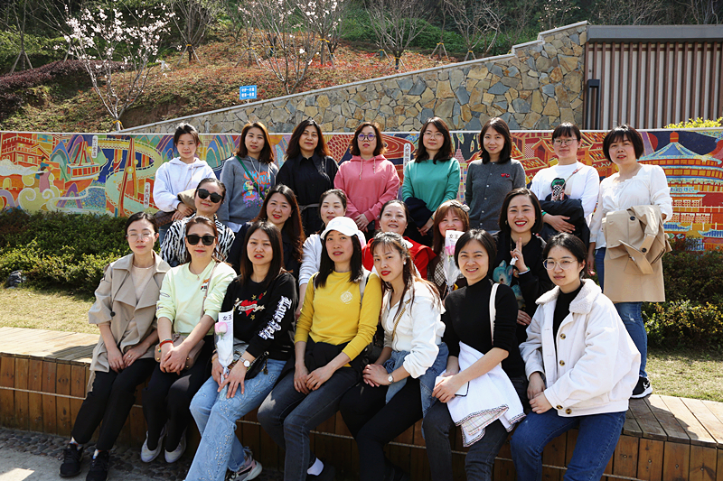 春日(rì)踏青賞花(huā) 共慶“三八”佳節(圖2)